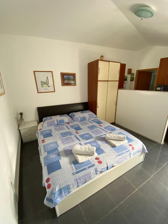 אומיסאליי Apartmani Sara מראה חיצוני תמונה
